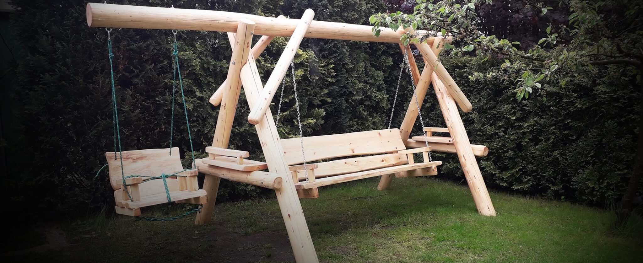 HUŚTAWKI DREWNIANE