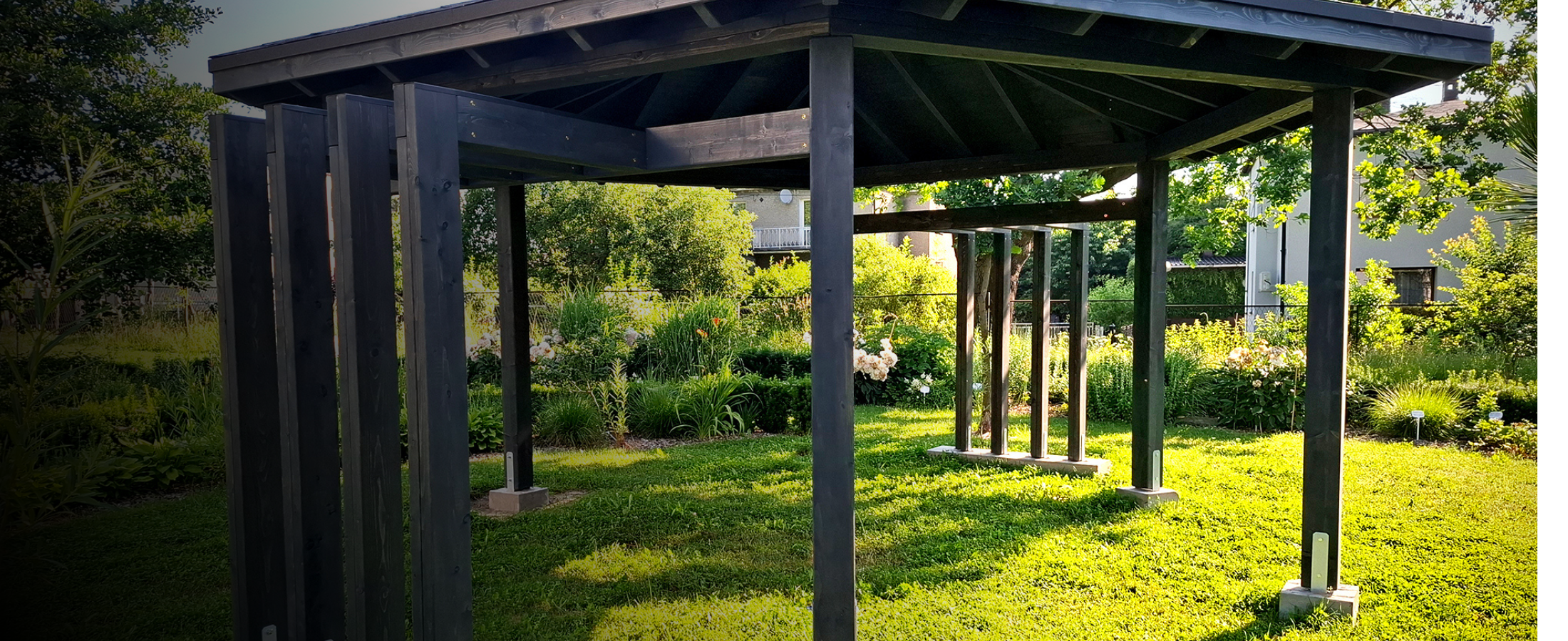 ALTANY I WIATY OGRODOWE